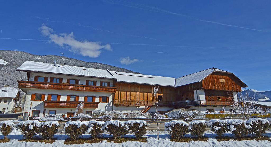 Niedermairhof Villa Falzes Bagian luar foto